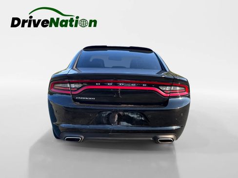 Used 2015 Dodge Charger SE w/ Popular Equipment Group RWD image 6