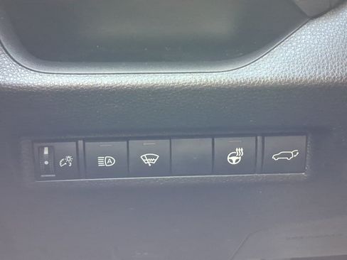 Used 2020 Toyota RAV4 XLE w/ Convenience Package AWD/4WD image 27