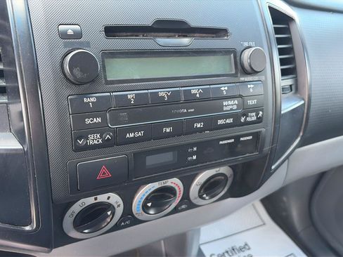 Used 2011 Toyota Tacoma 2WD Regular Cab image 18