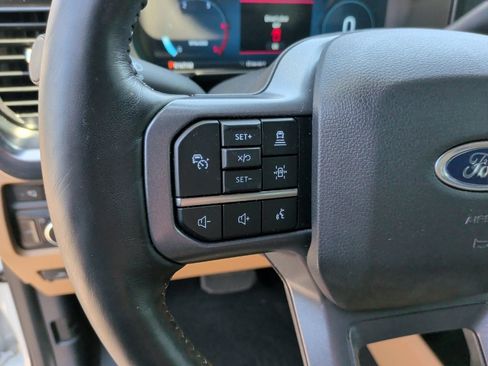 Used 2024 Ford F350 Lariat w/ Lariat Ultimate Package AWD/4WD image 18