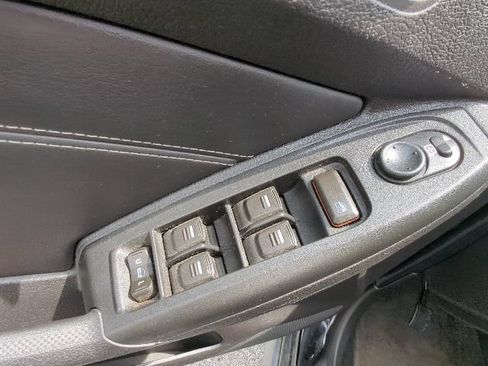 Used 2009 HUMMER H3 w/ Chrome Appearance Package AWD/4WD image 13
