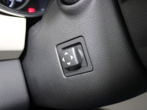 Used 2023 Genesis G70 2.0T w/ Sport Prestige Package image 16