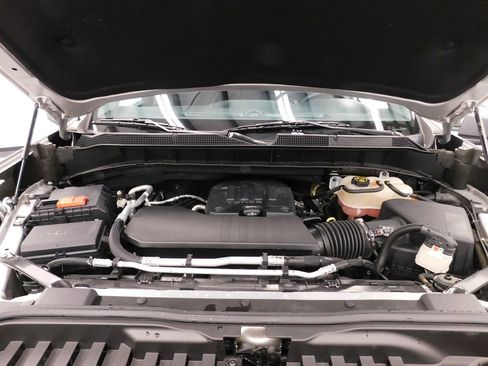 Used 2022 Chevrolet Silverado 1500 LT image 40