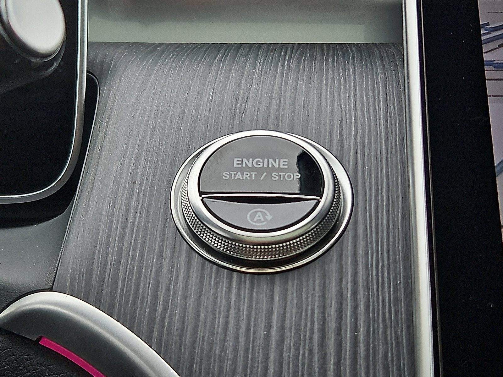 Certified 2026 Mercedes-Benz GLC 300 4MATIC image 24