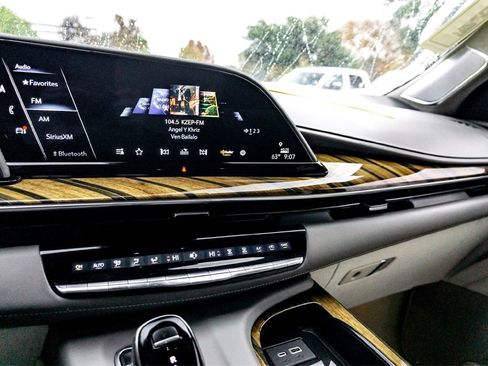 Used 2023 Cadillac Escalade Sport Platinum image 23