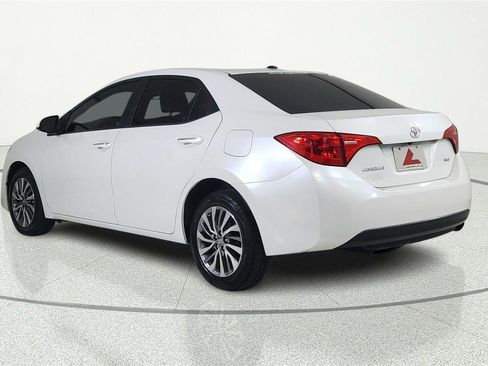 Used 2017 Toyota Corolla XLE FWD image 4