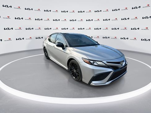 Used 2022 Toyota Camry XSE w/ Cold Weather Package AWD/4WD image 2