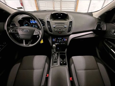 Used 2017 Ford Escape SE w/ SE Cold Weather Package AWD/4WD image 14