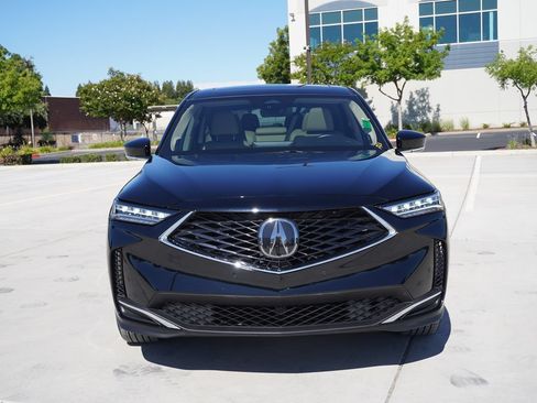 Used 2025 Acura MDX FWD w/ Technology Package image 5