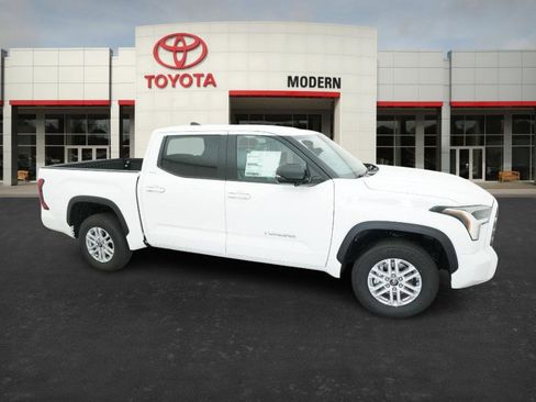 New 2026 Toyota Tundra SR5 image 27