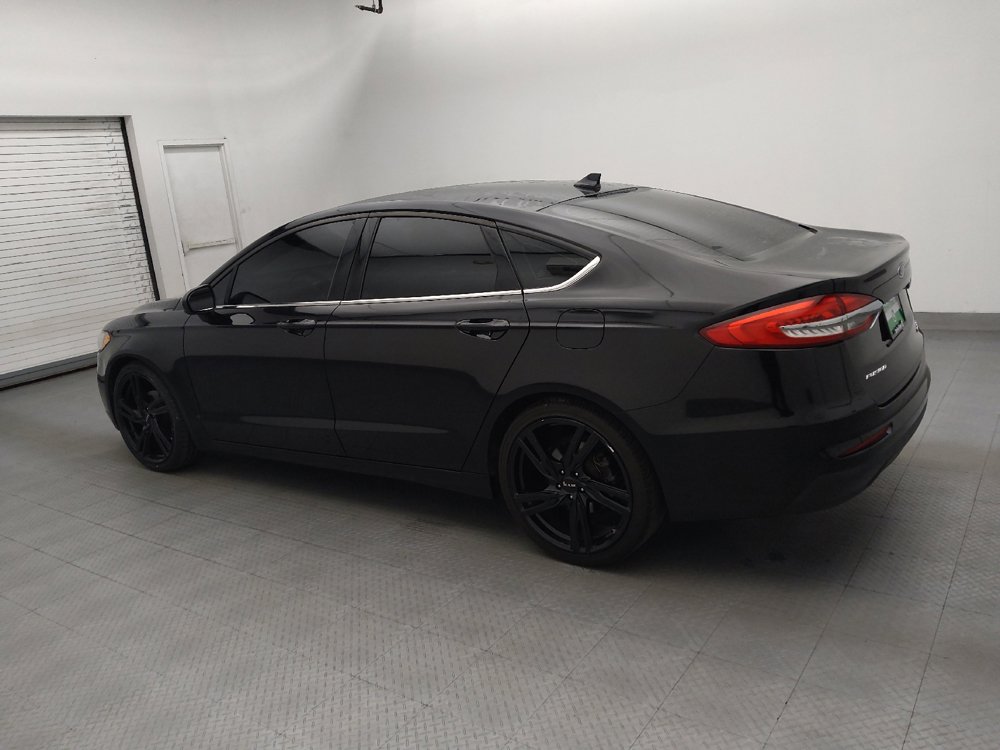 Used 2019 Ford Fusion SE FWD image 3