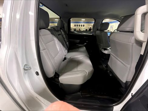 Used 2024 Toyota Tundra Limited image 16