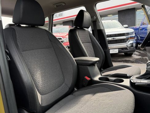 Used 2024 Kia Seltos S image 47