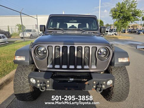 Used 2018 Jeep Wrangler Unlimited Sport AWD/4WD image 2