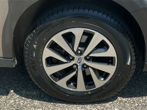 Certified 2024 Subaru Outback Premium AWD/4WD image 17