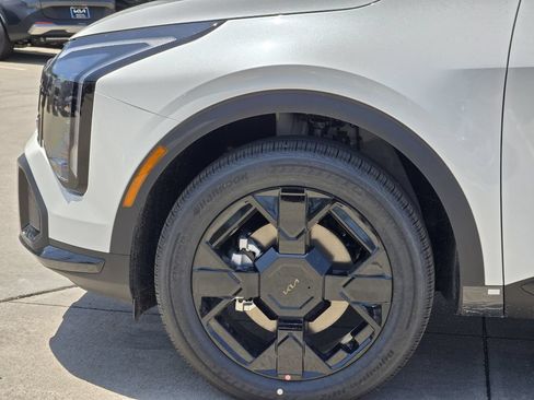 New 2026 Kia Sportage X-Line AWD/4WD image 5
