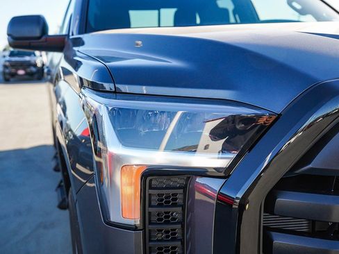 New 2026 Toyota Tundra SR image 11