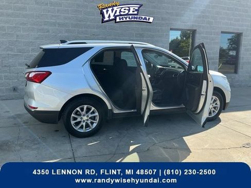 Used 2020 Chevrolet Equinox LT FWD image 12