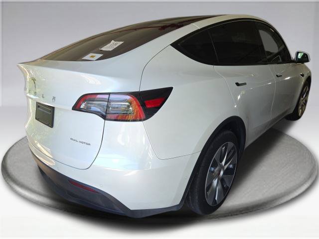 Used 2021 Tesla Model Y Long Range AWD/4WD image 8