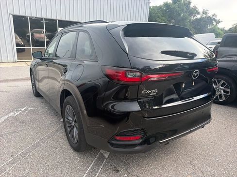 Used 2025 MAZDA CX-70 3.3 Turbo w/ Preferred Package AWD/4WD image 9