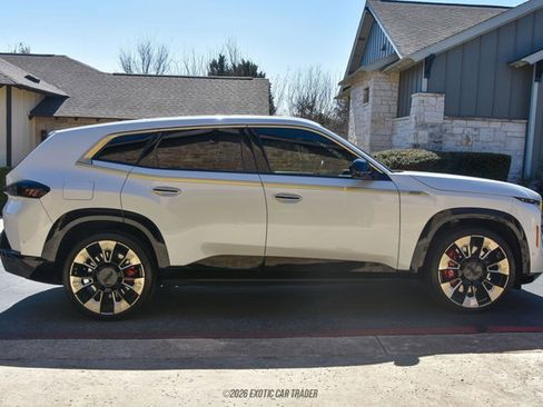 Used 2024 BMW XM w/ M Driver's Package image 9