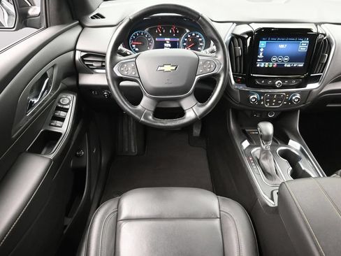 Used 2023 Chevrolet Traverse LT w/ LT Premium Package AWD/4WD image 15