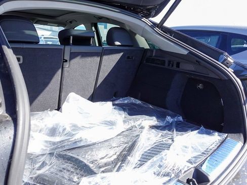 New 2025 Audi Q5 Prestige image 29