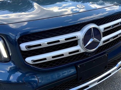 Used 2020 Mercedes-Benz GLB 250 4MATIC image 27