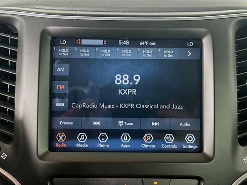 Used 2021 Jeep Cherokee Latitude Lux w/ Sun & Sound Group image 21