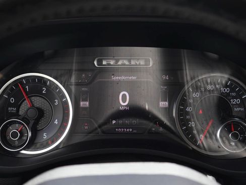 Used 2020 RAM 2500 Laramie AWD/4WD image 11