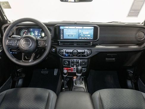 Used 2025 Jeep Wrangler Unlimited Rubicon 4xe w/ Convenience Group image 25