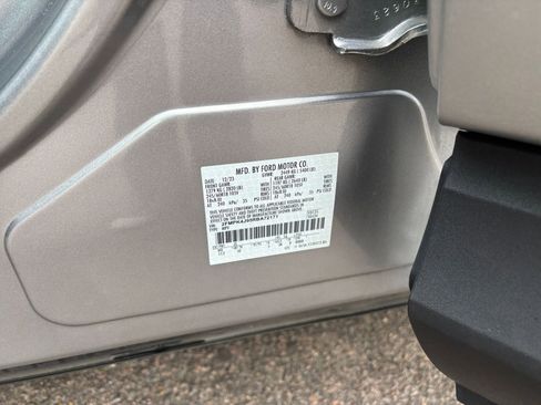 Used 2024 Ford Edge SEL AWD/4WD image 30
