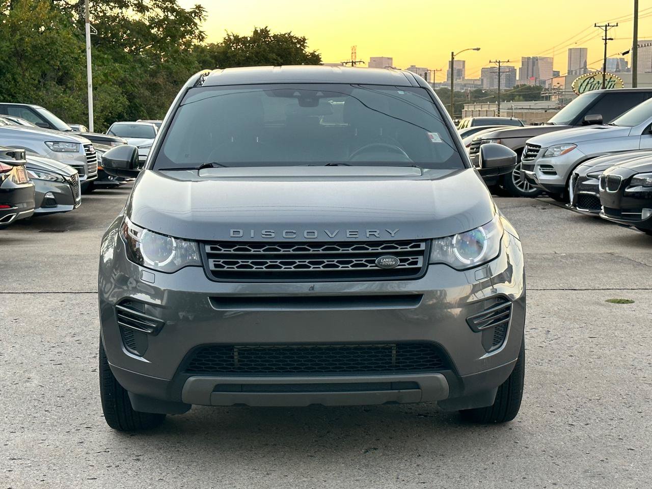 Used 2016 Land Rover Discovery Sport SE AWD/4WD image 5