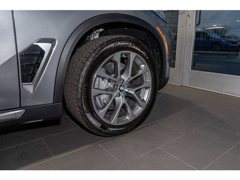 New 2026 BMW X5 xDrive50e w/ Climate Comfort Package AWD/4WD image 47