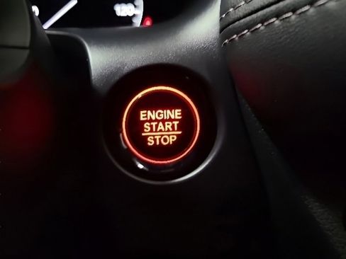 Certified 2025 Honda HR-V EX-L image 37