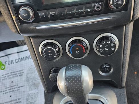 Used 2014 Nissan Rogue S w/ Convenience Package image 34