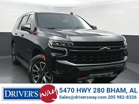 Used 2024 Chevrolet Tahoe Z71 w/ Luxury Package AWD/4WD image 1