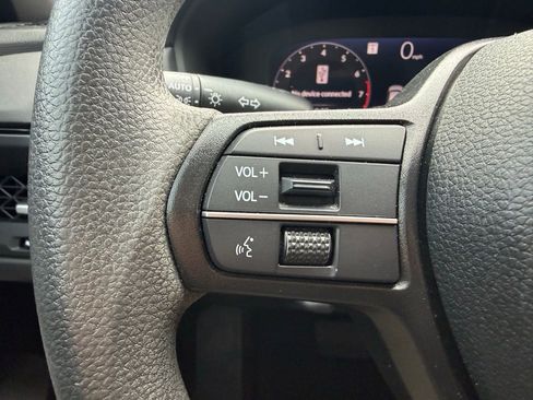 Used 2023 Honda Accord EX image 12