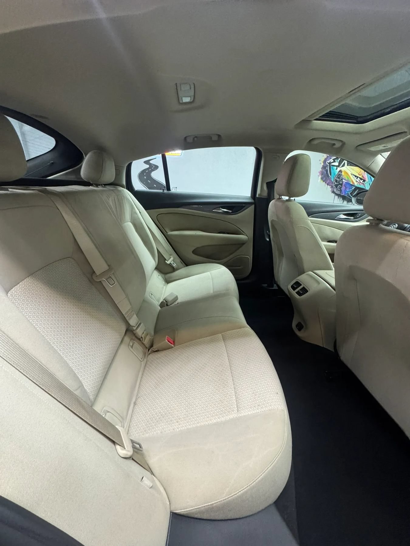Used 2018 Buick Regal Preferred w/ Sights and Sounds Package FWD image 25