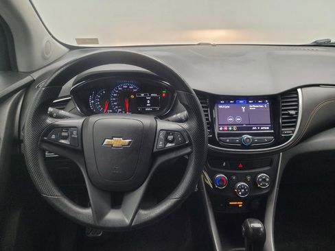 Used 2020 Chevrolet Trax LS w/ Tint and Cruise Package AWD/4WD image 22