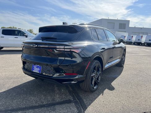 New 2026 Chevrolet Equinox EV RS image 3