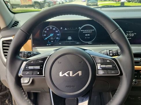Certified 2024 Kia Seltos EX FWD image 22
