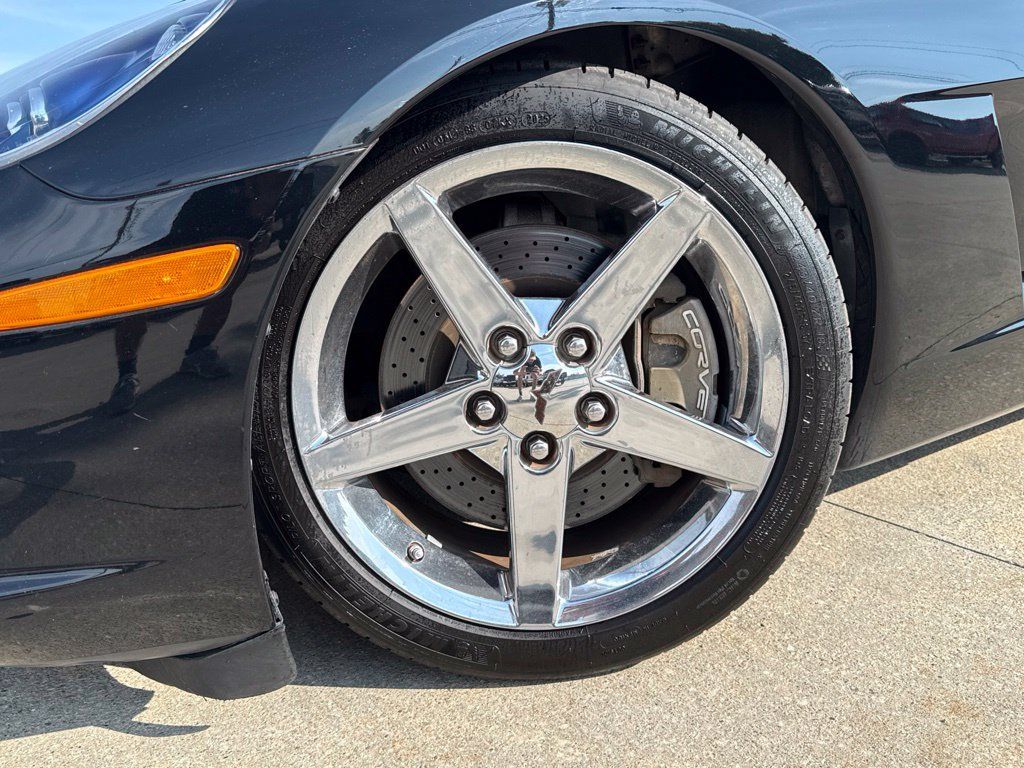Used 2008 Chevrolet Corvette Coupe w/ Preferred Equipment Group RWD image 56
