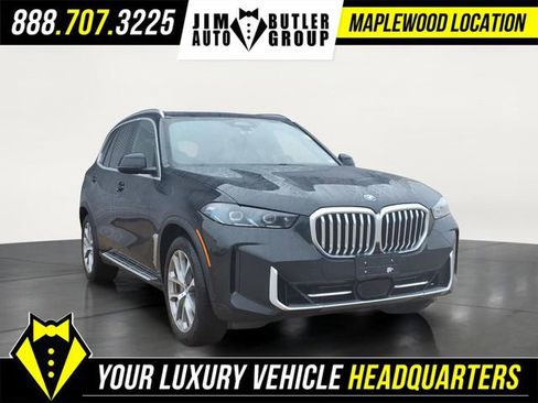 Used 2025 BMW X5 xDrive50e image 6