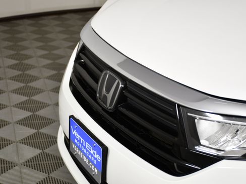 Certified 2023 Honda Odyssey EX-L image 11