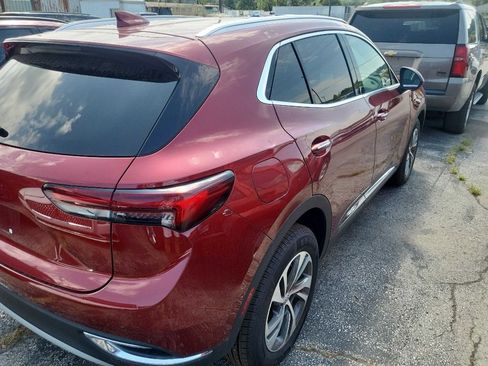 Used 2022 Buick Envision Essence w/ Safety Package image 5