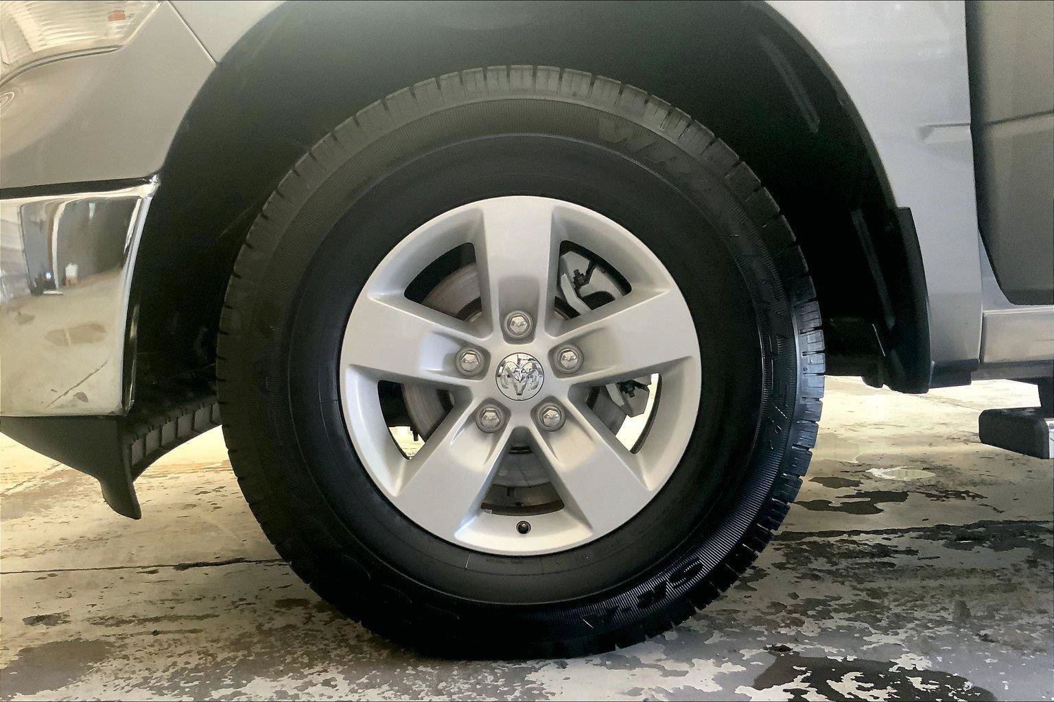 Certified 2023 RAM 1500 Classic SLT w/ Trailer & Traction Group AWD/4WD image 9