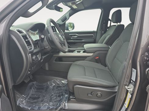 Used 2025 RAM 1500 Lone Star RWD image 20