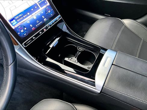 Certified 2024 Mercedes-Benz C 300 Sedan w/ Pinnacle Trim Package image 16