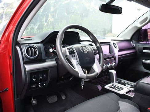 Used 2016 Toyota Tundra SR5 image 14